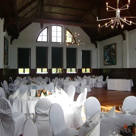 Gut Bluecherhof 度假居 Klocksin