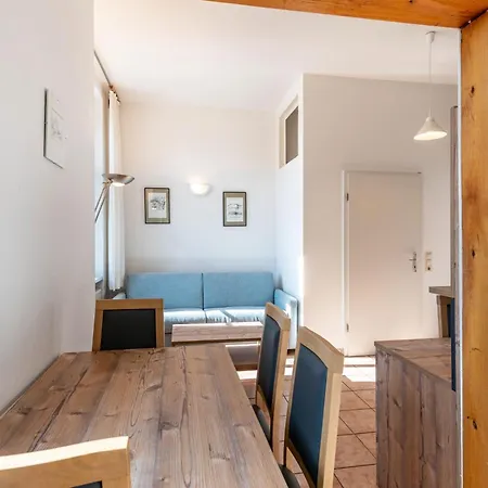 Gut Bluecherhof 度假居 *