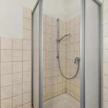 Gut Bluecherhof 度假居 Klocksin